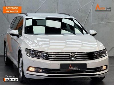 Gebraucht VW Passat 150 PS (110 kW) 2019 Weiß Kombi
