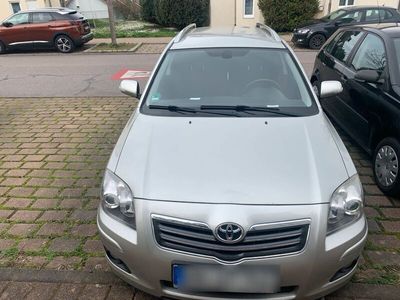 gebraucht Toyota Avensis 