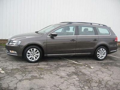 Gebraucht VW Passat Edition 105 PS (77 kW) 2013 Braun Limousine