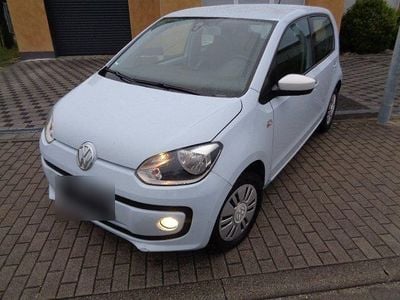 Second-hand VW up! 68 CP (50 kW) 2012 Albastru Hatchback