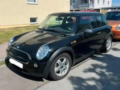 Gebraucht Mini ONE 90 PS (66 kW) 2004 Schwarz Kleinwagen