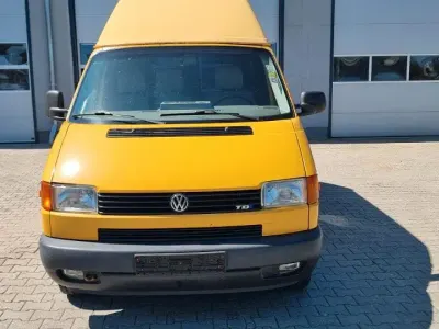 Gebraucht VW Caravelle 88 PS (64 kW) 2003 Gelb Van