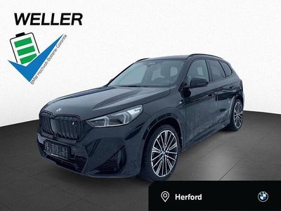 Gebraucht BMW iX1 Performance 225 kW (306 PS) 2022 Black sapphire (schwarz) SUV
