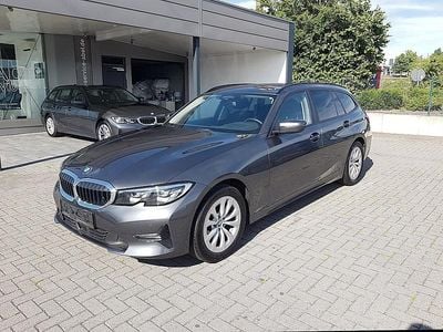 Gebraucht BMW 320 Advantage 190 PS (139 kW) 2020 Mineralgraumetallic