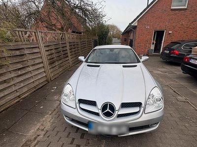Usata Mercedes SLK200 180 CV (132 kW) 2010 Argento Cabrio