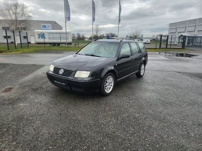 gebraucht VW Bora 2.3 BENZIN 5 ZYLINDER VARIANT TÜV KLIMA TOP