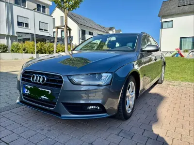 Używany Audi A4 Ambiente 177 KM (130 kW) 2012 Szary Kombi