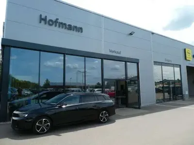 Gebraucht Opel Astra Elegance 131 PS (96 kW) 2024 Karbon schwarz (metallic) Kleinwagen