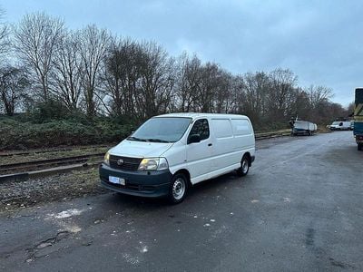 Gebraucht Toyota HiAce 117 PS (86 kW) 2007 Weiß Van