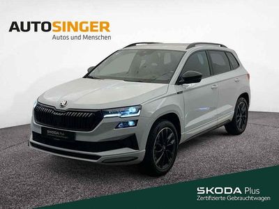 Moonweiss metallic Gebraucht 2025 Skoda Karoq SportLine SUV | 39.880 € (Etwas zu teuer)