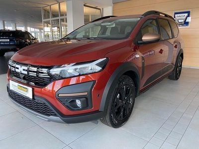 Gebraucht Dacia Jogger Extreme 141 PS (103 kW) 2025 Braun Van / Kleinbus