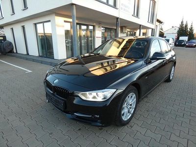 Gebraucht BMW 320 184 PS (135 kW) 2012 Schwarz Limousine