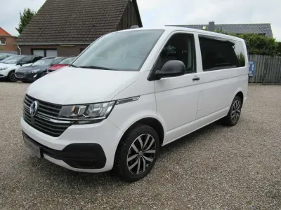 Käytetty VW Multivan Trendline 110 HP (80 kW) 2021 Valkoinen Tila-auto