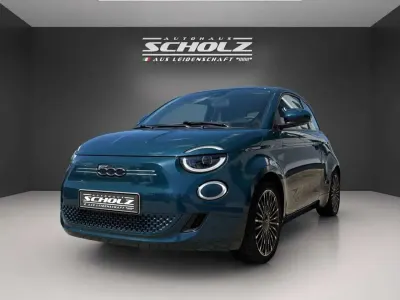 Gebraucht Fiat 500e Icon 86 kW (118 PS) 2022 Gruen Kleinwagen