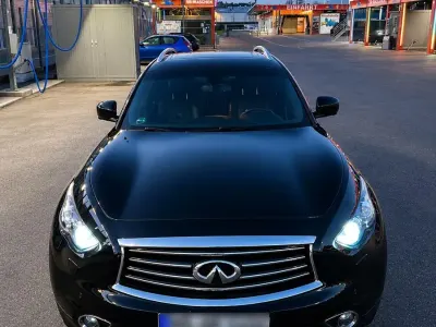 Gebraucht Infiniti QX70 238 PS (175 kW) 2014 Schwarz SUV