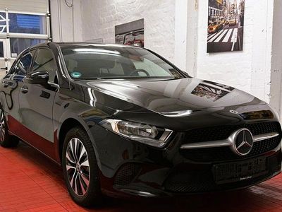 Gebraucht Mercedes A250 Style 218 PS (160 kW) 2021 Schwarz Limousine