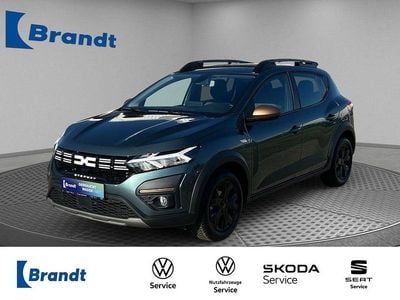 Gebraucht Dacia Sandero Extreme 91 PS (66 kW) 2024 Zederngrün met. (metallic) Limousine