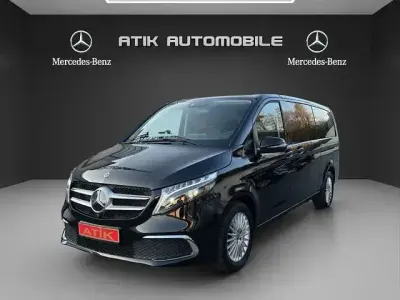 Gebraucht Mercedes V300 Avantgarde Edition 237 PS (174 kW) 2024 Schwarz Van / Kleinbus