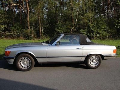 Gebraucht Mercedes SL350 200 PS (147 kW) 1980 Silber Cabrio