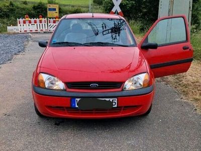 gebraucht Ford Fiesta 1.3