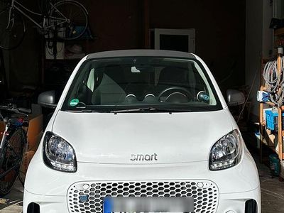 Weiß Gebraucht 2021 Smart ForTwo Coupé Coupé | 11.300 € (Fairer Preis)