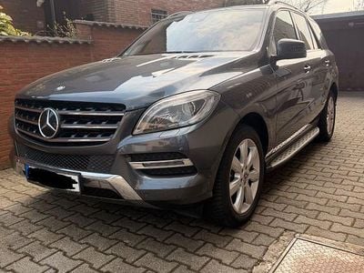 Gebraucht Mercedes ML350 258 PS (189 kW) 2013 Grau SUV