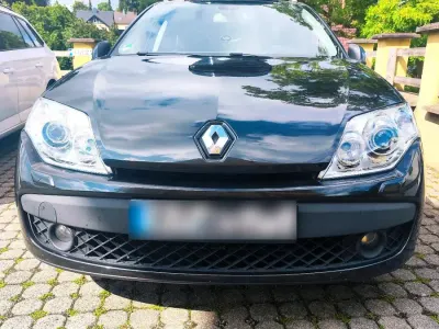 Gebraucht Renault Laguna III 140 PS (102 kW) 2009 Schwarz Kombi