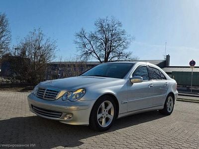 Gebraucht Mercedes C220 Avantgarde 150 PS (110 kW) 2006 Silber Limousine