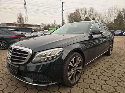 Gebraucht Mercedes C300 258 PS (189 kW) 2018 Grün Limousine