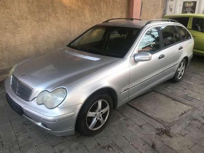 Mercedes C200