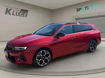 Gebraucht Opel Astra Ultimate 131 PS (96 kW) 2024 Rot Kleinwagen