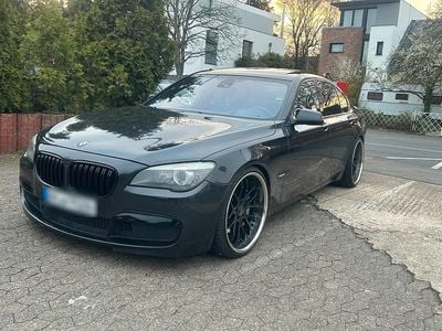 Usata BMW 750 408 CV (300 kW) 2009 Grigio Berlina