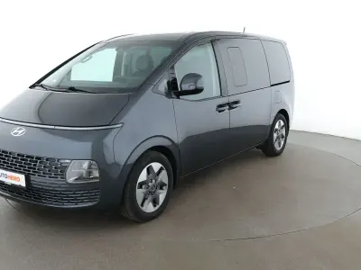 Gebraucht Hyundai Staria Prime 177 PS (130 kW) 2023 Grau Van / Kleinbus