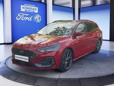 Gebraucht Ford Focus ST 280 PS (205 kW) 2025 Rot Limousine