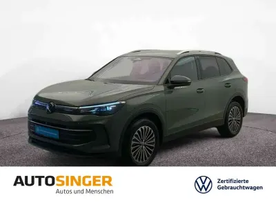 Gebraucht VW Tiguan Goal 204 PS (150 kW) 2025 Cipressinogrün metallic SUV