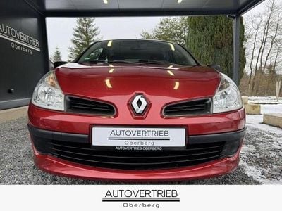 Gebraucht Renault Clio II 75 PS (55 kW) 2007 Rot Kleinwagen