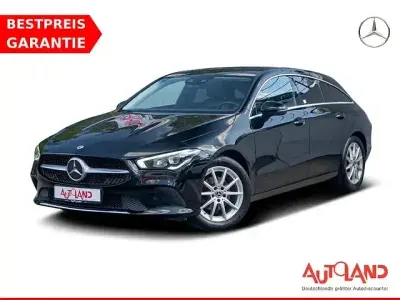 Gebraucht Mercedes CLA180 Progressive 136 PS (100 kW) 2020 Schwarz Limousine