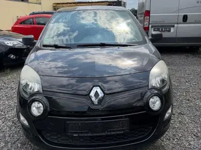 Używany Renault Twingo Expression 75 KM (55 kW) 2012 Czarny Hatchback