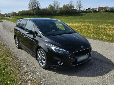 Gebraucht Ford S-MAX 190 PS (139 kW) 2018 Schwarz Van / Kleinbus