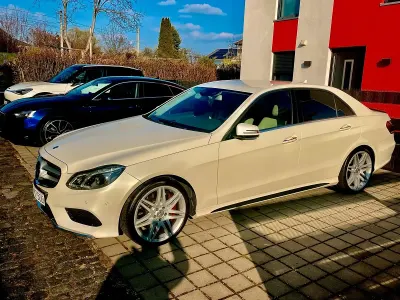 Gebraucht Mercedes E500 AMG 408 PS (300 kW) 2015 Weiß Limousine