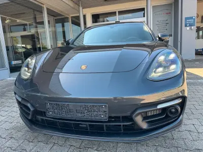 Gebraucht Porsche Panamera 4 E-Hybrid 462 PS (339 kW) 2021 Grau Kleinwagen