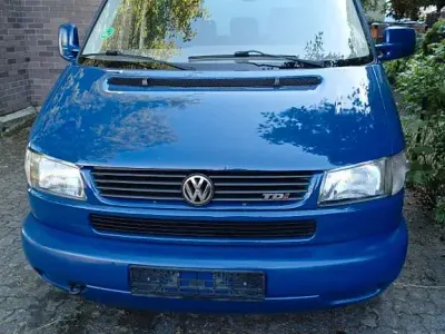Gebraucht VW T4 151 PS (111 kW) 1998 Blau Van