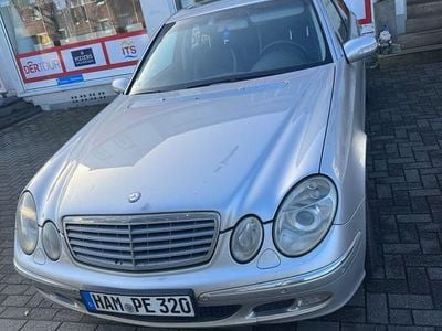 Gebraucht Mercedes E320 224 PS (164 kW) 2004 Silber Limousine