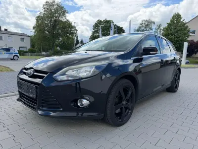 Gebraucht Ford Focus Titanium 140 PS (102 kW) 2014 Schwarz Kombi