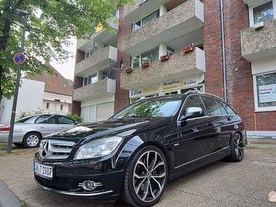 Gebraucht Mercedes 320 305 PS (224 kW) 2008 Schwarz Kombi