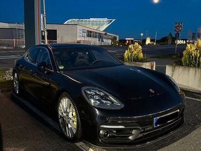Porsche Panamera 4S