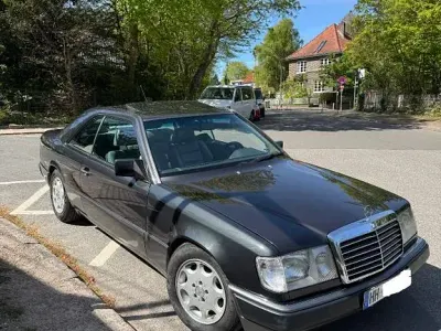Second-hand Mercedes E300 220 CP (161 kW) 1990 Coupe