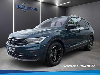 Gebraucht VW Tiguan Active 150 PS (110 kW) 2025 Blau SUV