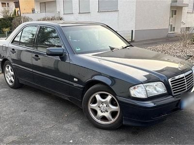 Gebraucht Mercedes C180 122 PS (89 kW) 1999 Schwarz Limousine