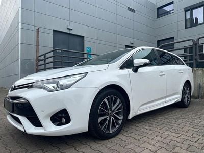 Gebraucht Toyota Avensis Edition-S 147 PS (108 kW) 2017 Weiß Kombi